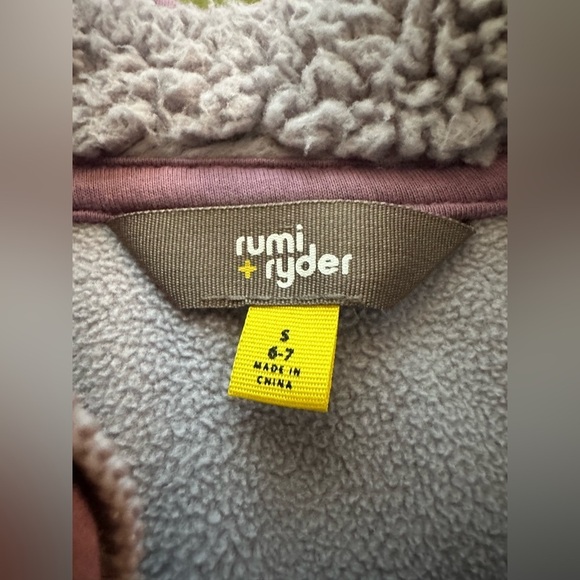 Rumi + Ryder Purple Fleece-Lined Sherpa Jacket Size 6-7 - Picture 4 of 6